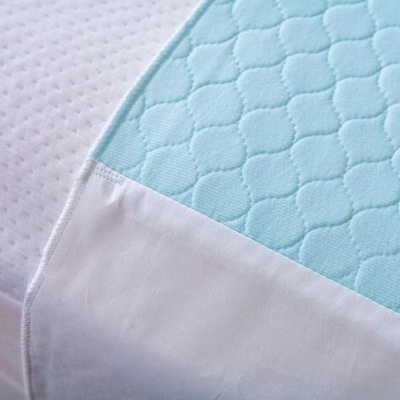 Bed Pad DB 1370x1000mm TUCK INS not waterproof