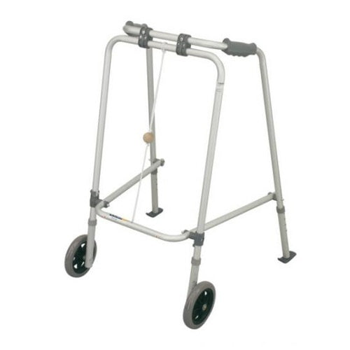 Coopers Folding Frame with Wheels & Grey Skis