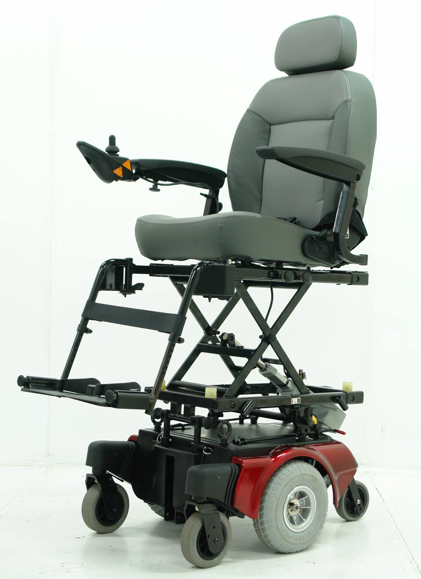 Shoprider Cougar 10 Power Chair with Lift