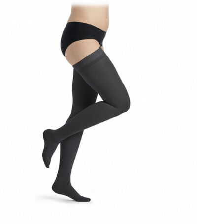 Sigvaris Cotton Thigh Knobbed Grip-Top Stockings