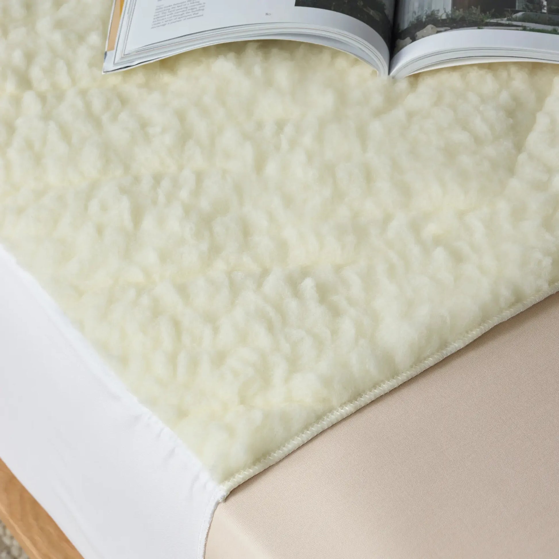 Staydry Absorbent & Waterproof Wool Topper Bed Pad 
